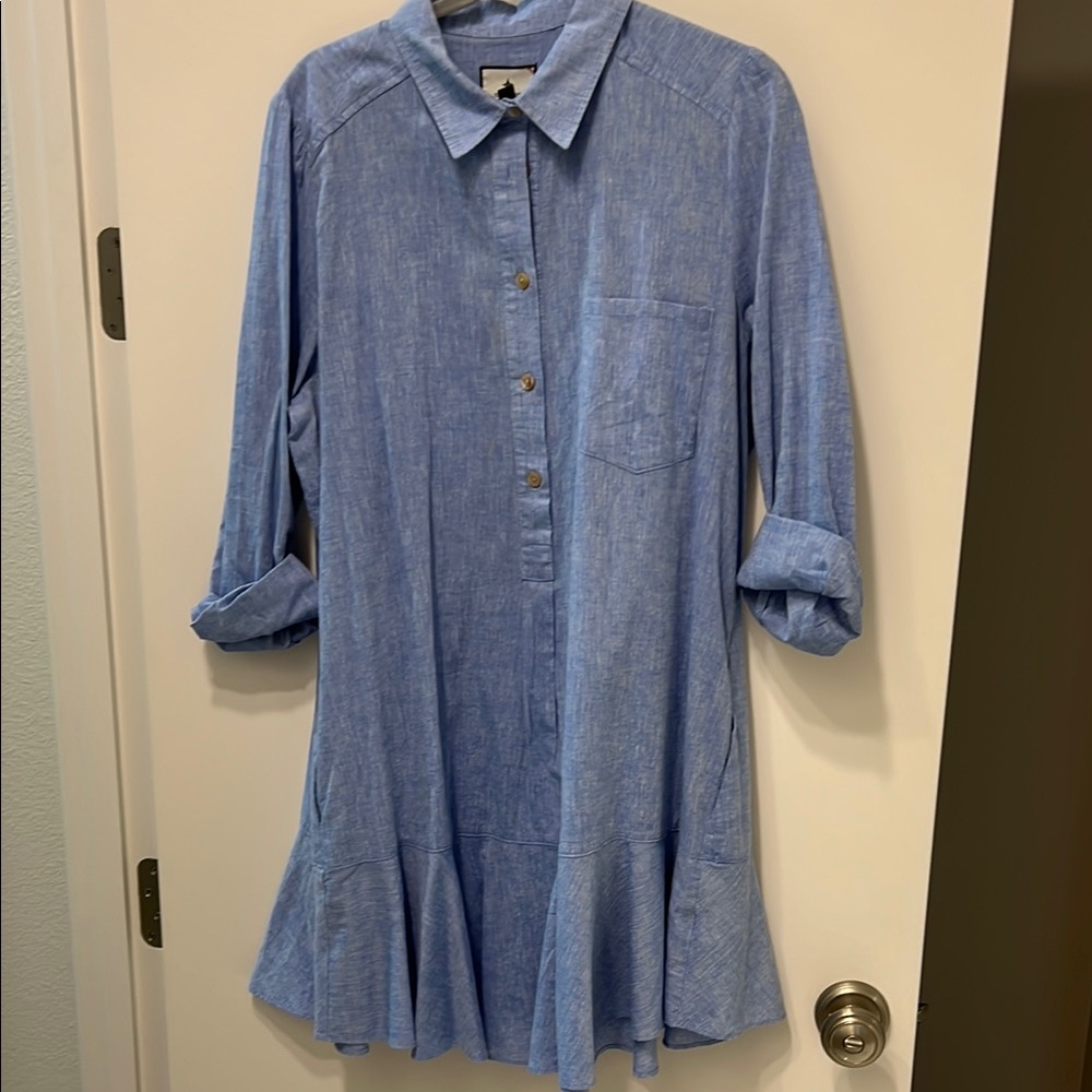 Tuckernuck Sky Blue Button-Up Shirt